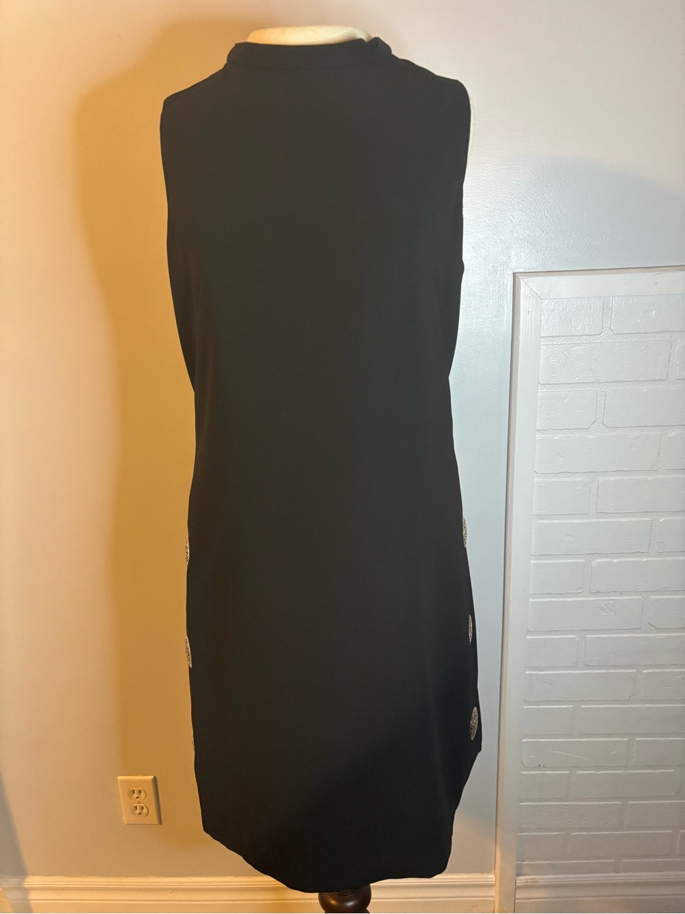 Worthington Black Sleeveless Midi Shift Dress